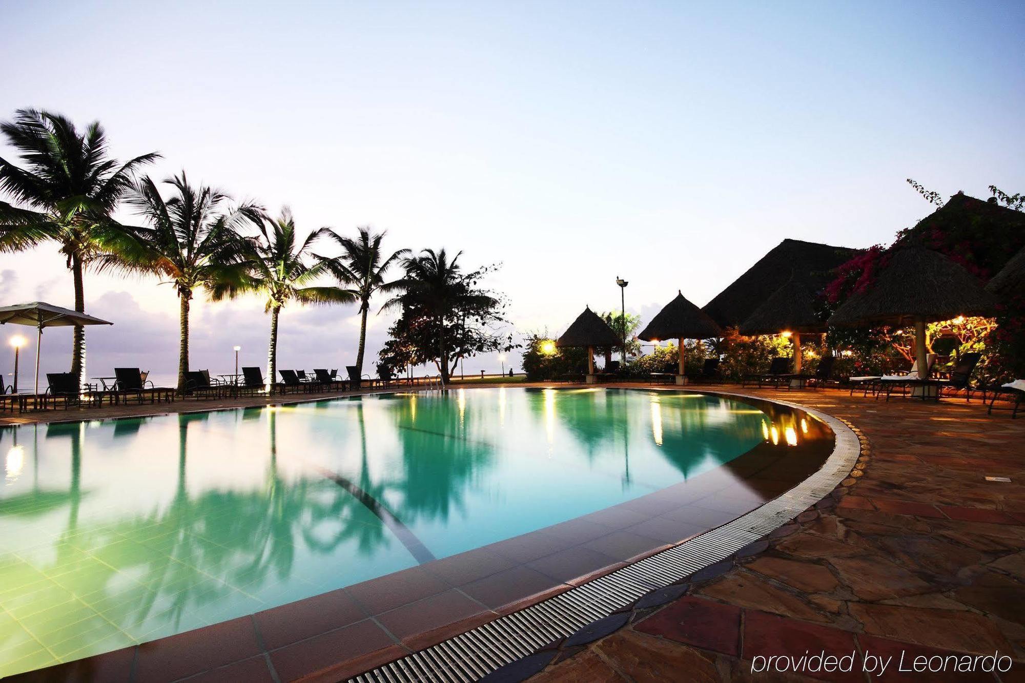 Sea Cliff Hotel Dar es Salaam Exterior foto